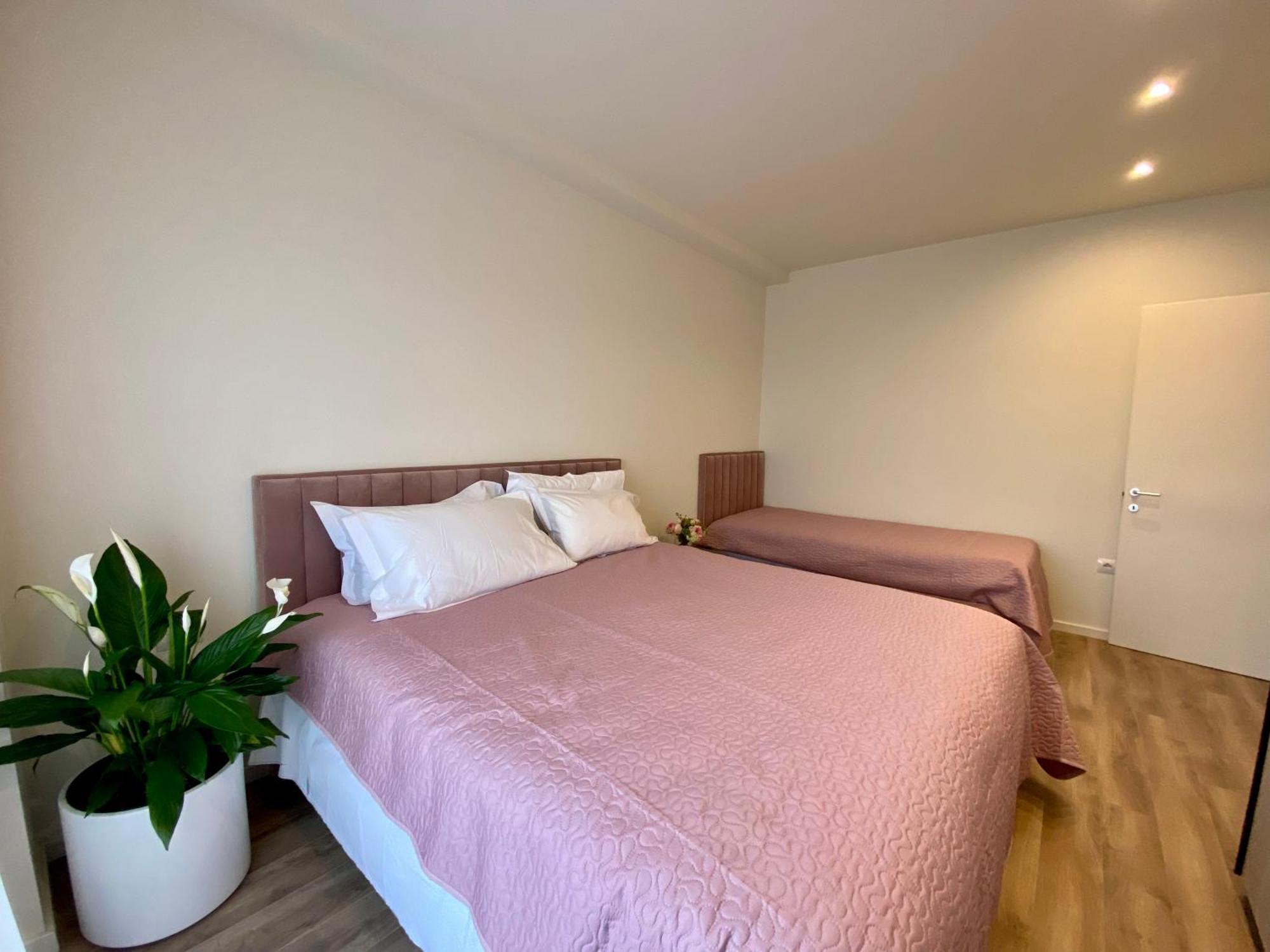 Delight Apartment Tirana Exterior foto